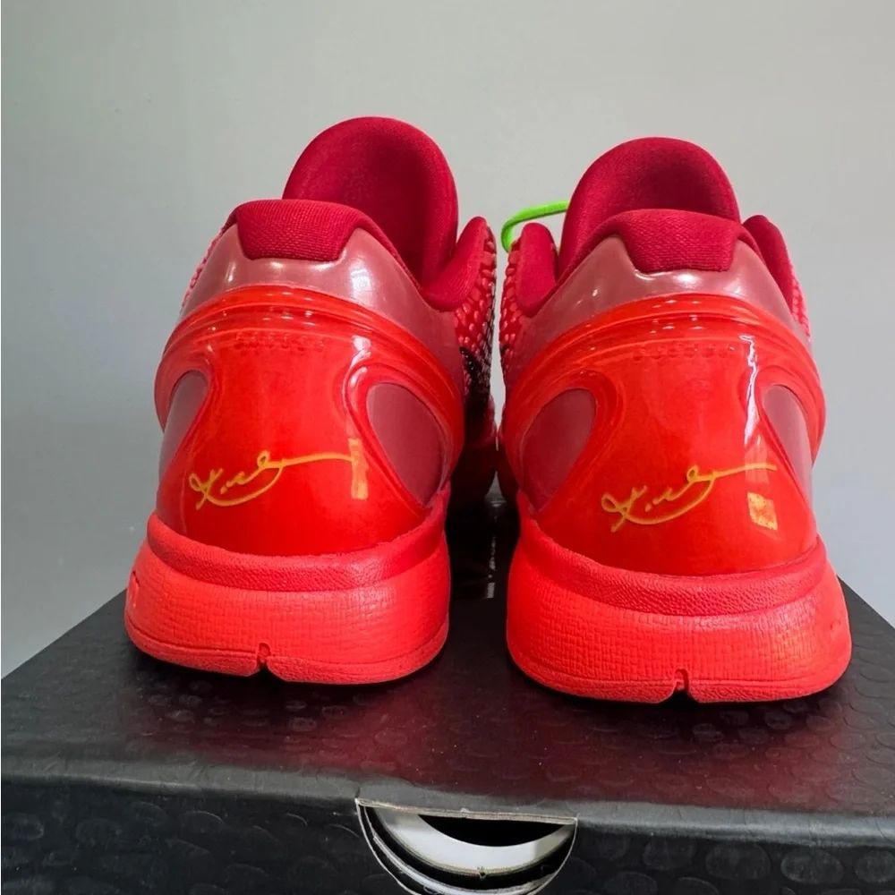 Nike vibrant red